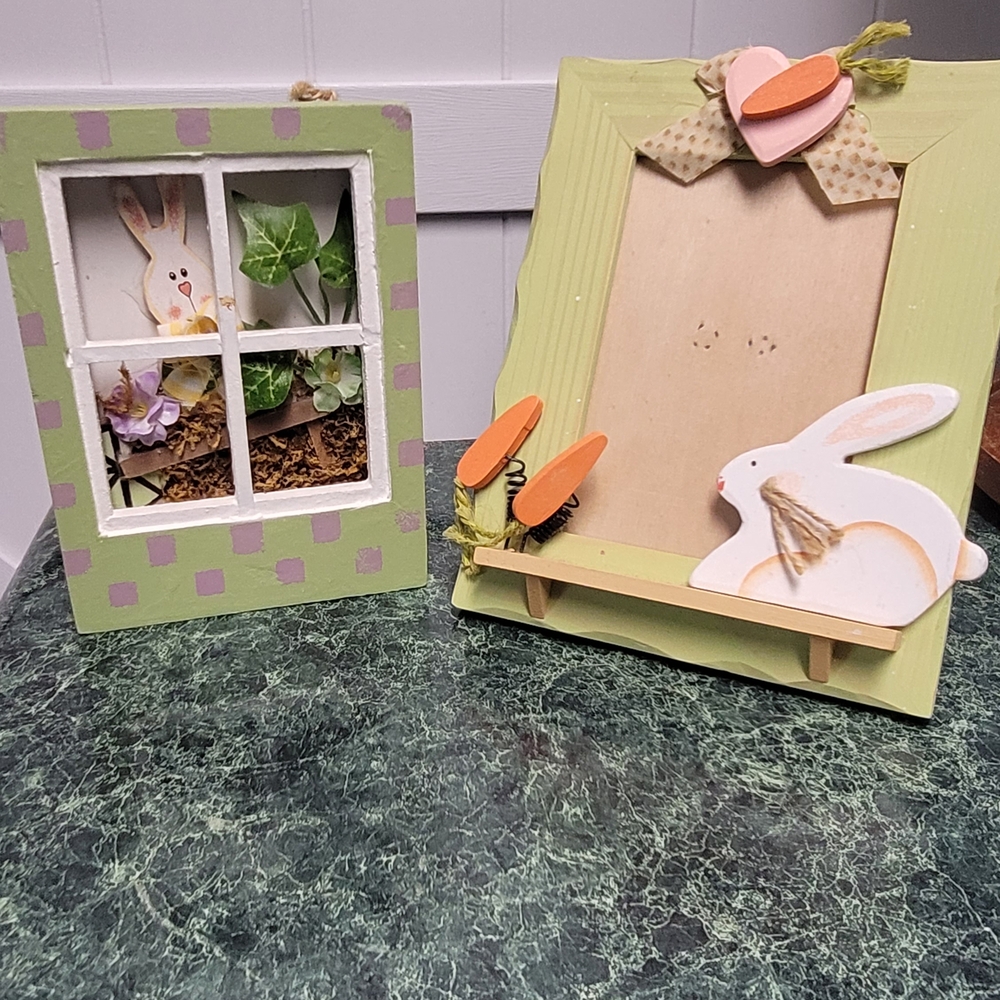 Charming Bunny Picture Frame Set - Green and Orange